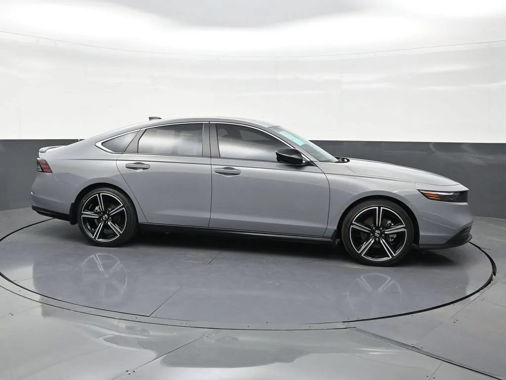 2025 Honda Accord Hybrid Sport photo 6