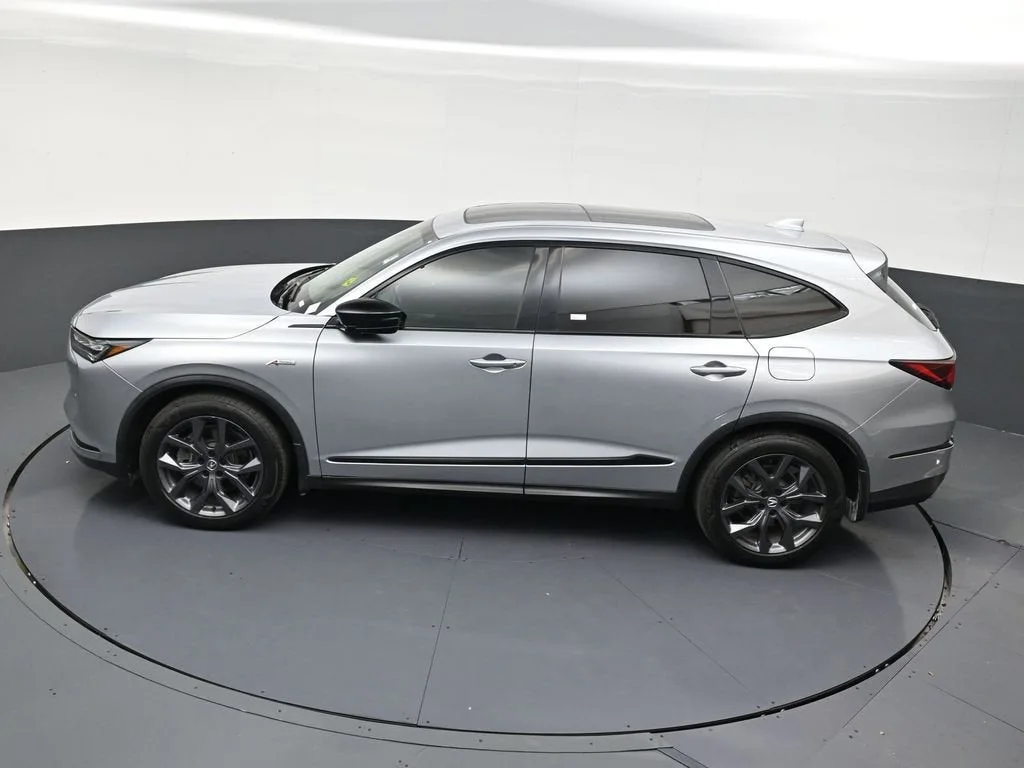2022 Acura MDX w/A-Spec Package photo 12