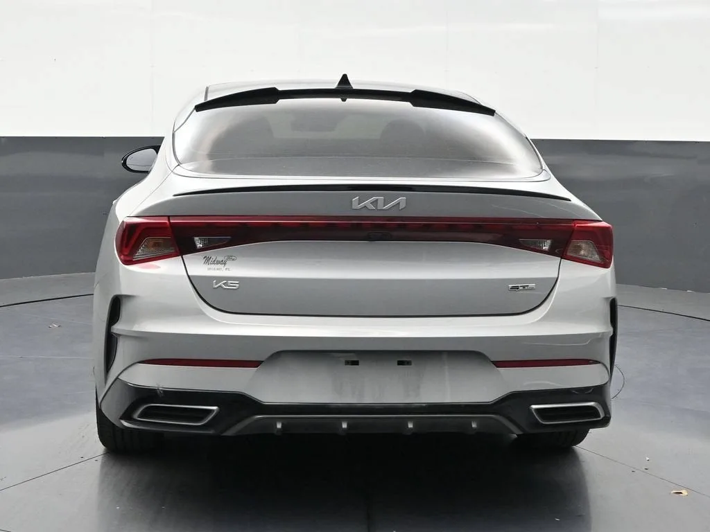 2024 Kia K5 GT-Line photo 4