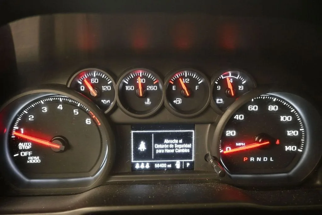 2024 Chevrolet Silverado 1500 Custom photo 11