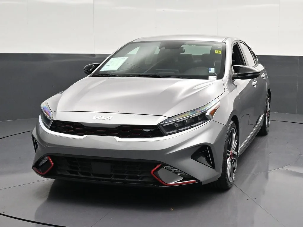 2024 Kia Forte GT photo 6