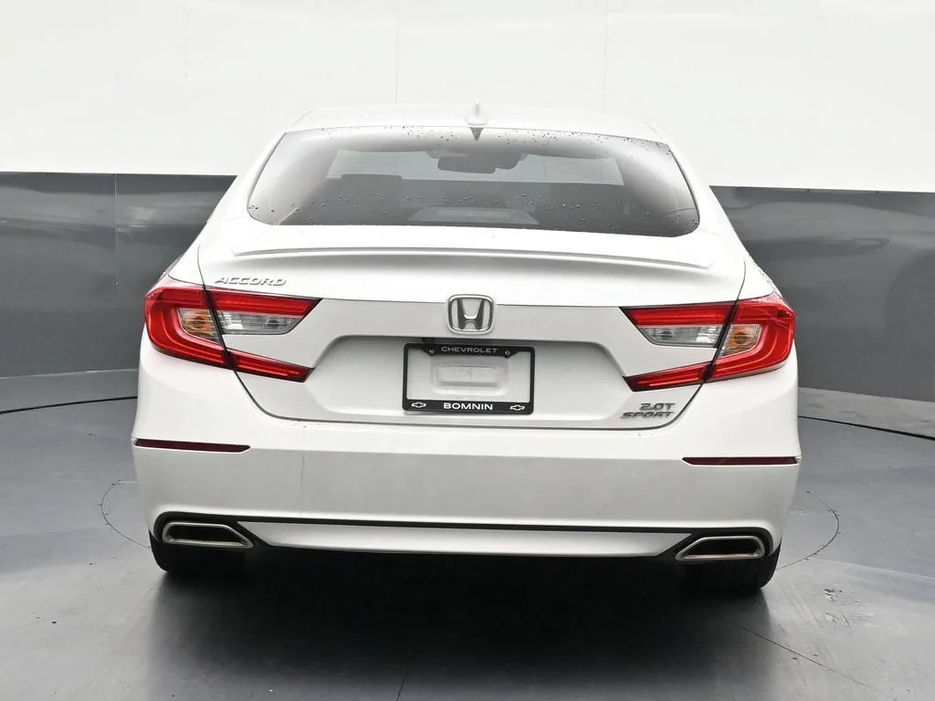 2020 Honda Accord Sport 2.0T photo 4