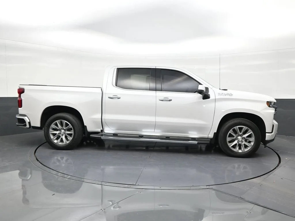 2022 Chevrolet Silverado 1500 LTD High Country photo 6