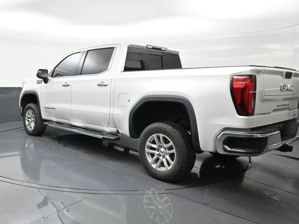 2019 GMC Sierra 1500 SLT photo 3