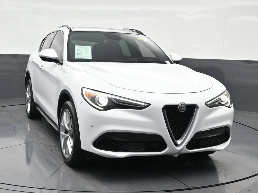 2019 Alfa Romeo Stelvio Ti Sport AWD photo 8