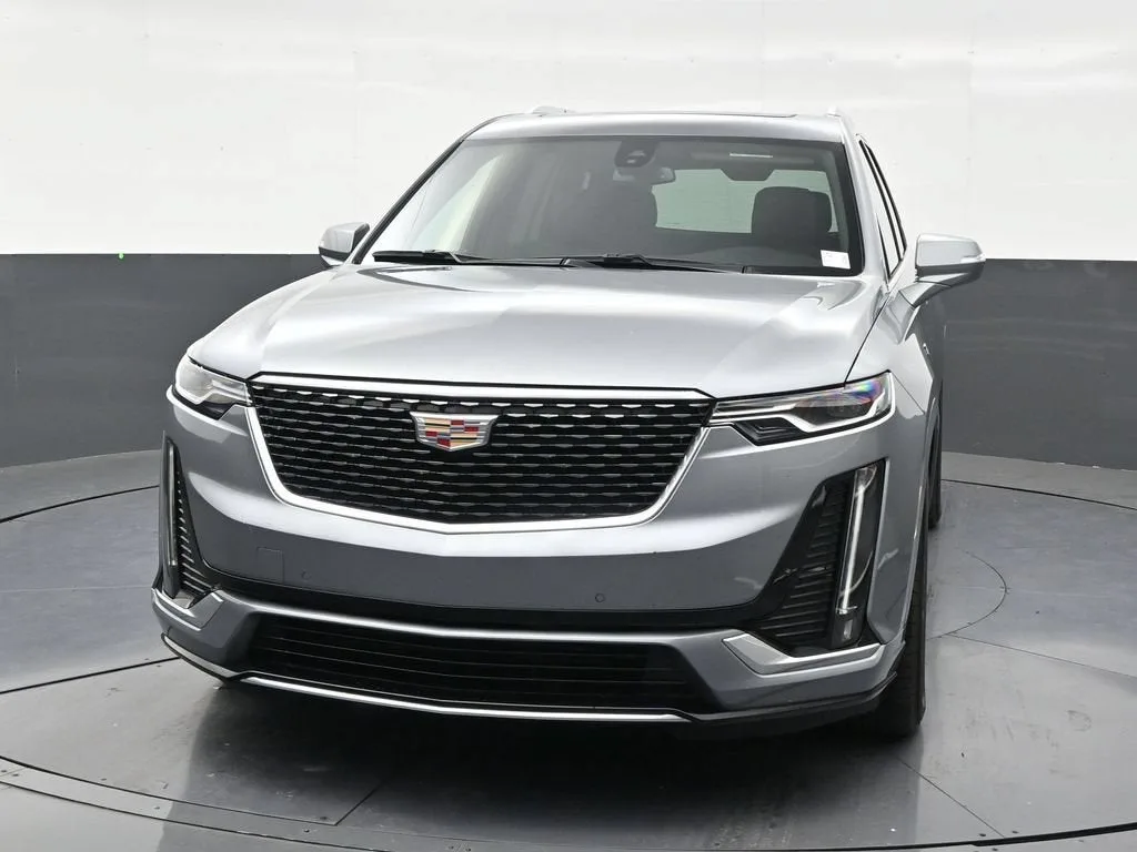 2024 Cadillac XT6 Luxury photo 8