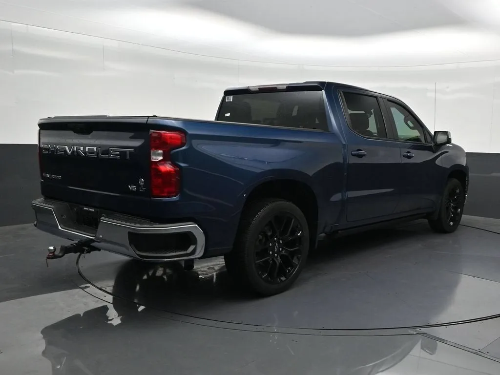 2022 Chevrolet Silverado 1500 LTD LT photo 5