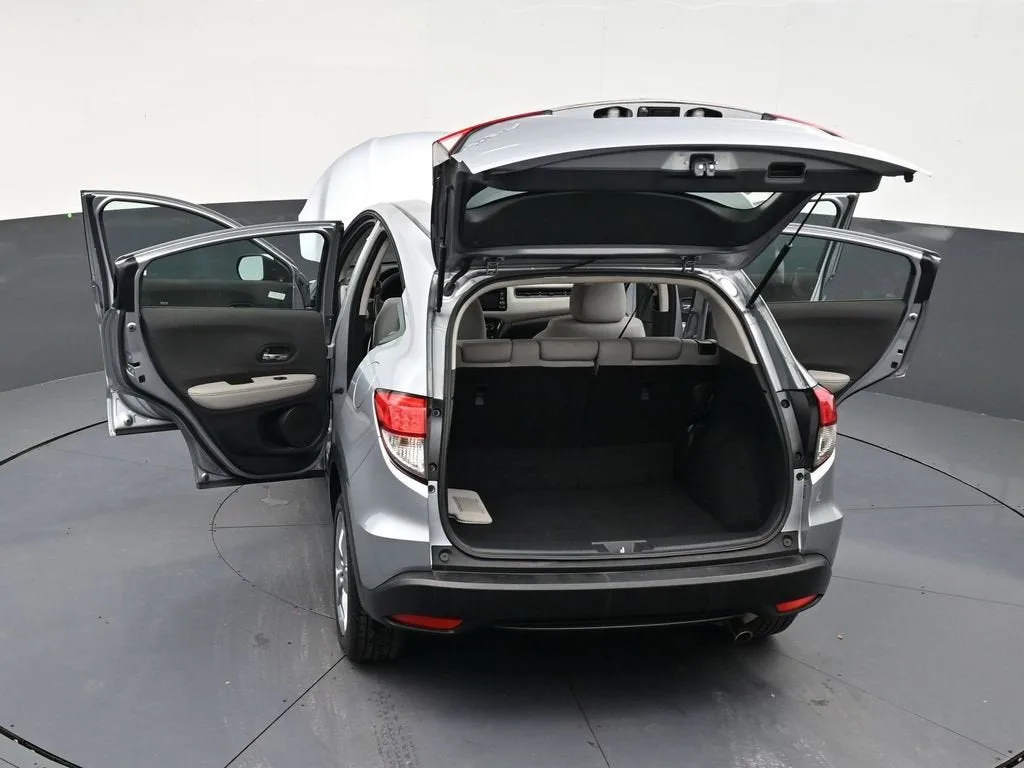 2019 Honda HR-V LX photo 33
