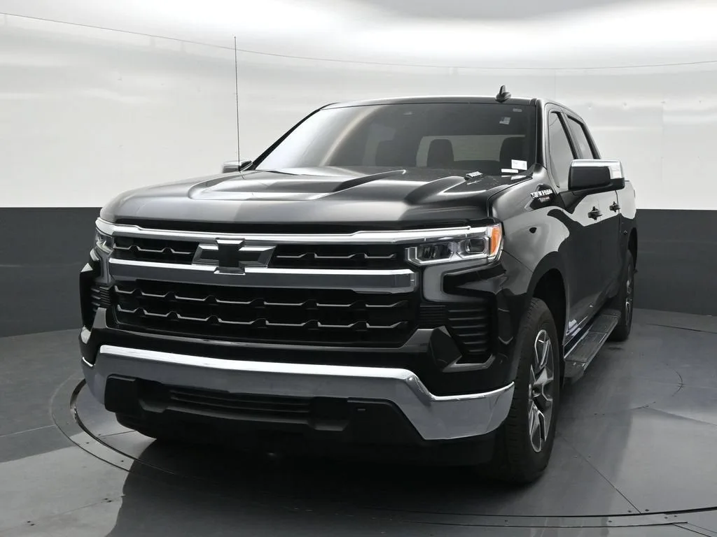 2021 Chevrolet Silverado 1500 RST photo 8