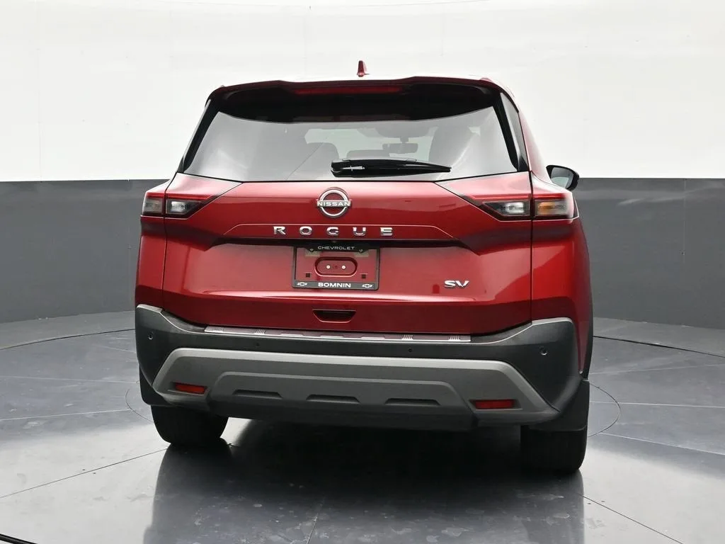 2022 Nissan Rogue SV FWD photo 4