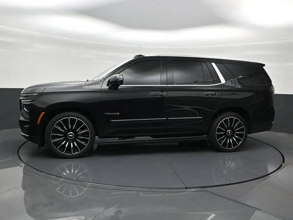 2025 Chevrolet Tahoe High Country photo 4