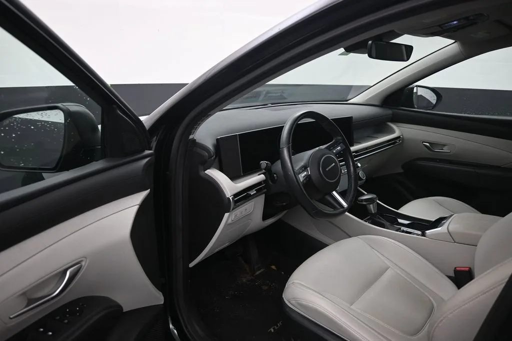 2025 Hyundai Tucson SEL Convenience photo 10