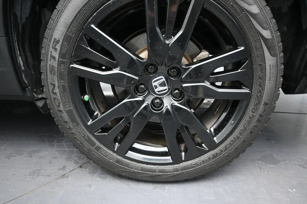 2021 Honda Pilot 2WD Special Edition photo 9