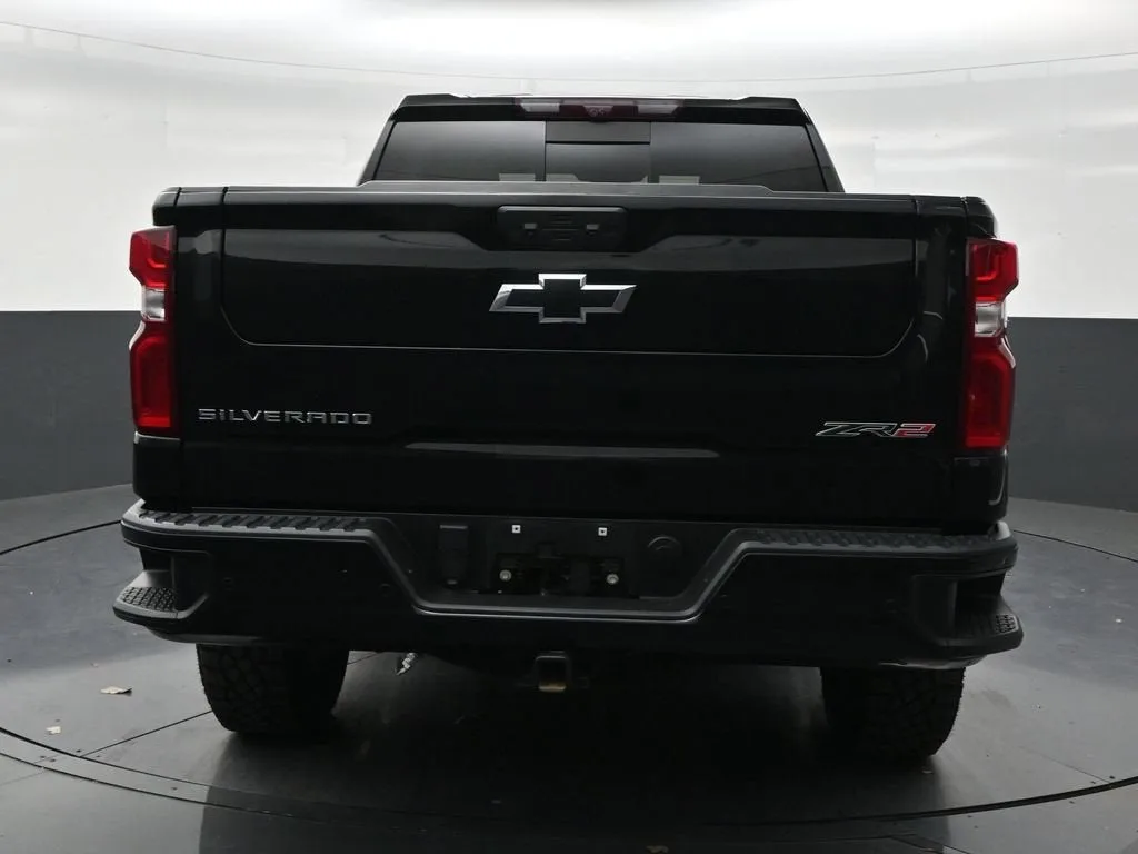 2024 Chevrolet Silverado 1500 ZR2 photo 4