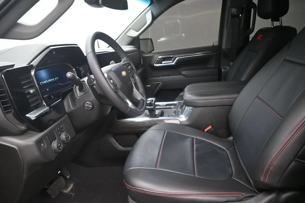 2023 Chevrolet Silverado 1500 LTZ photo 11