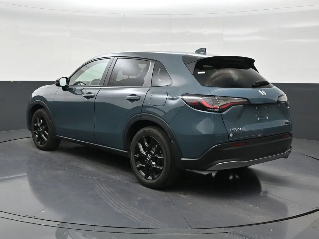 2024 Honda HR-V Sport photo 3