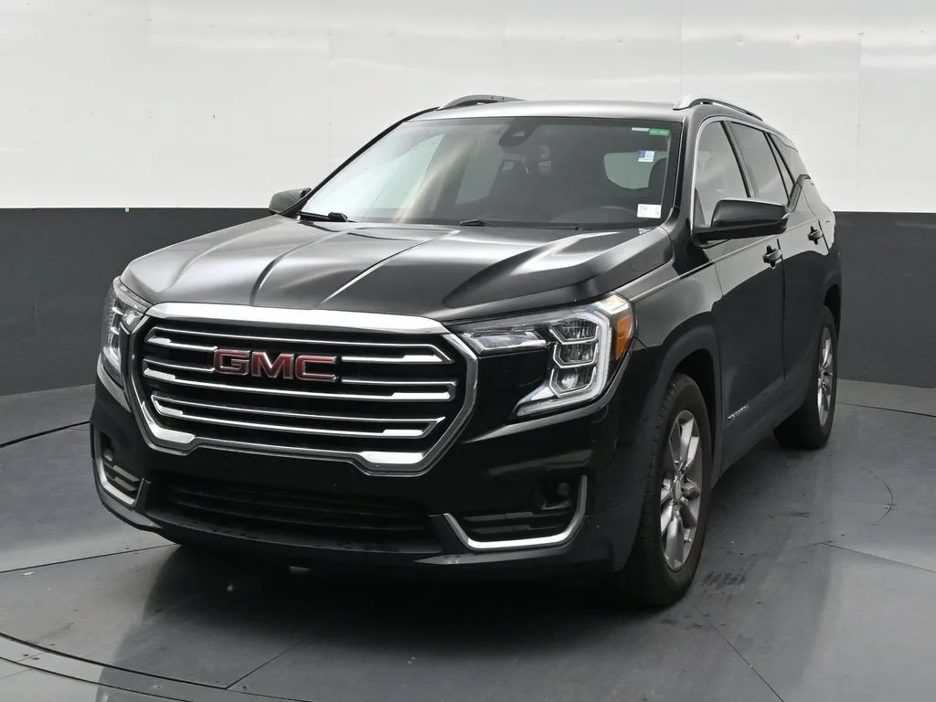 2023 GMC Terrain SLT photo 8