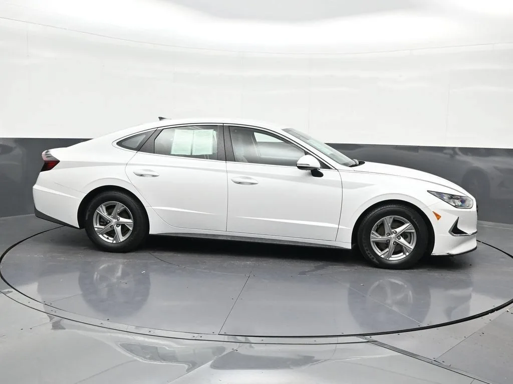 2022 Hyundai Sonata SE photo 7