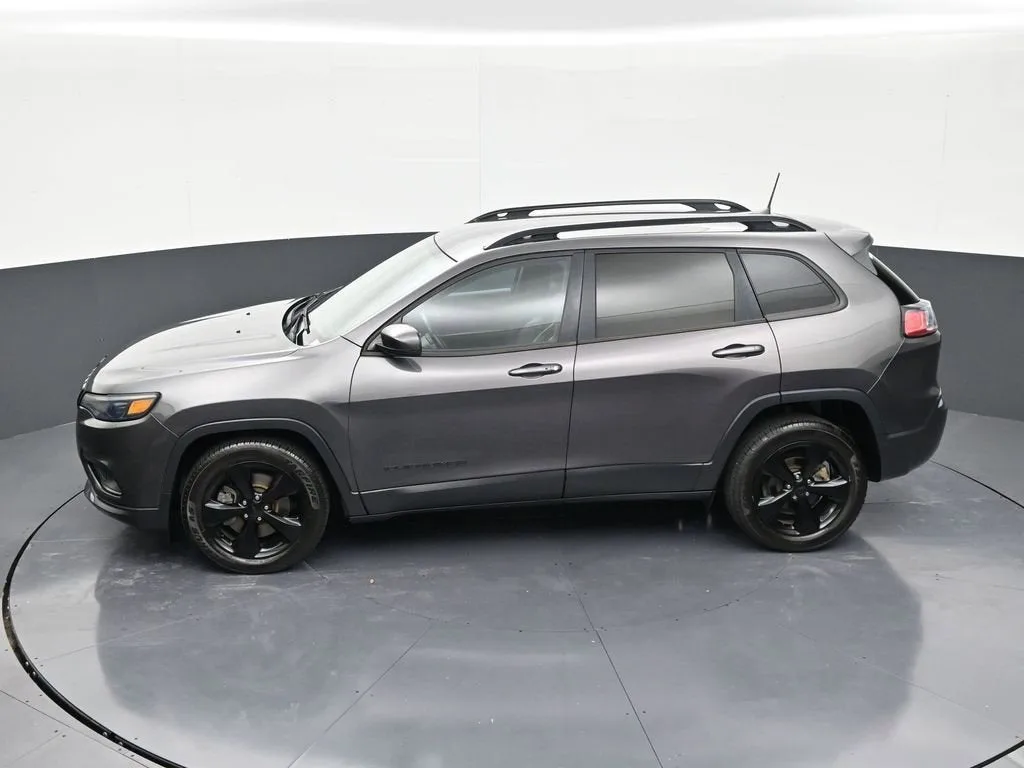 2019 Jeep Cherokee Altitude FWD photo 10