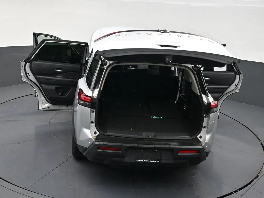 2022 Nissan Pathfinder S 2WD photo 32