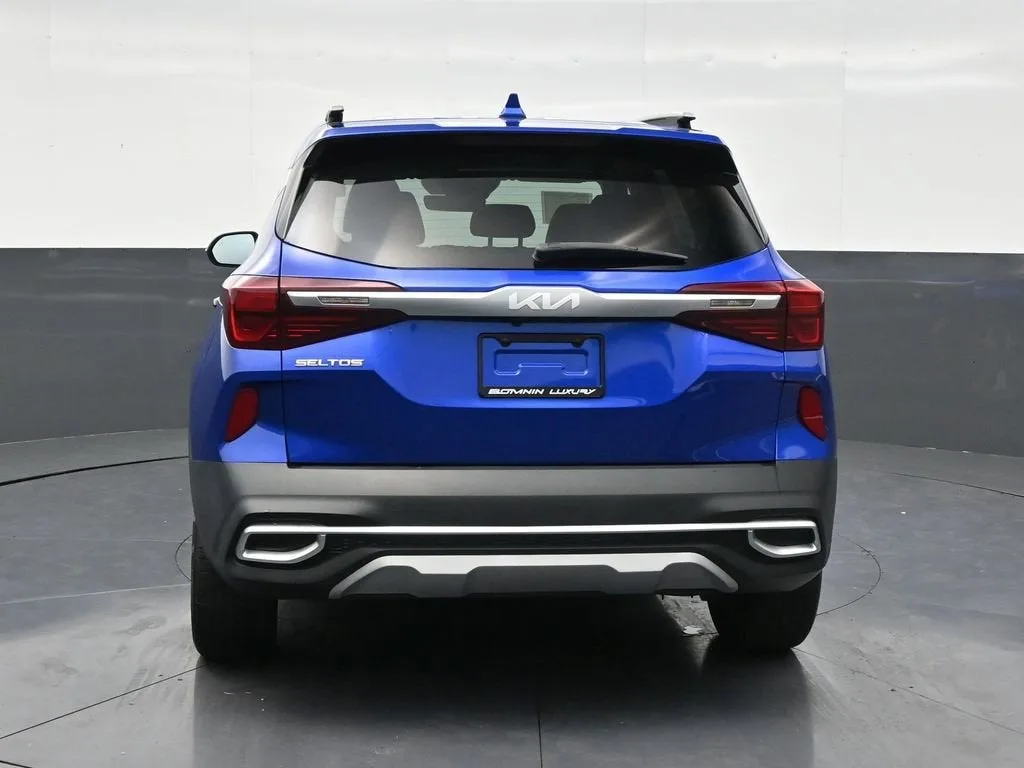 2023 Kia Seltos EX photo 4