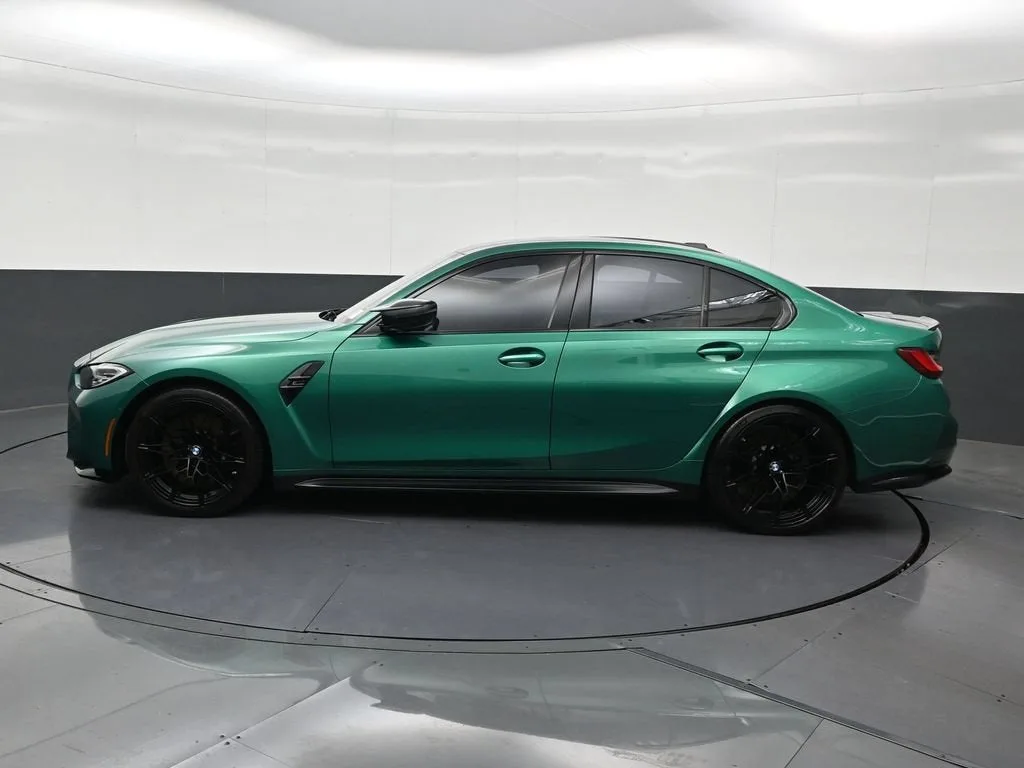 2024 BMW M3 Competition photo 2