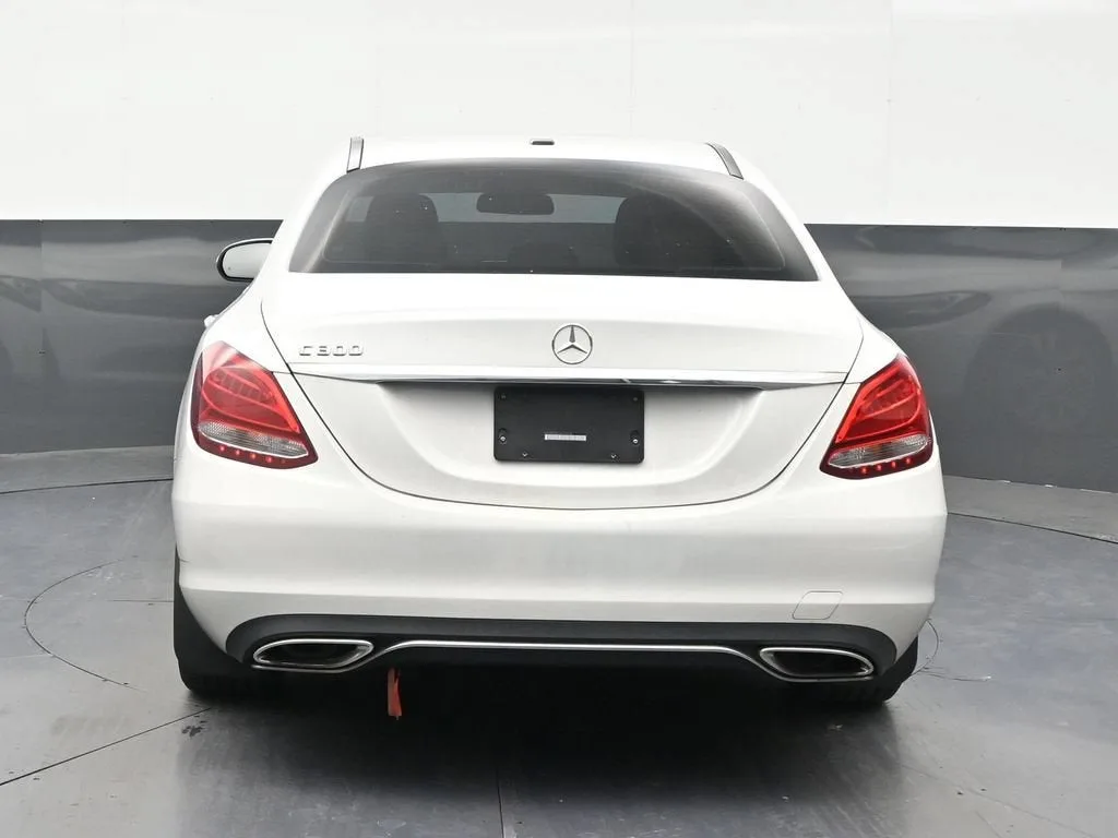 2016 Mercedes-Benz C-Class C 300 photo 4