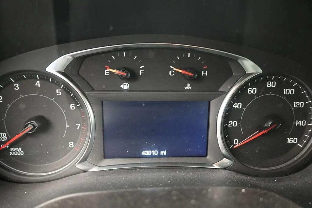 2023 GMC Acadia SLE photo 11