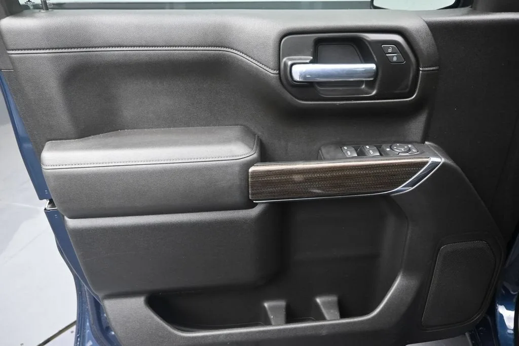 2022 Chevrolet Silverado 1500 LTD LT photo 11