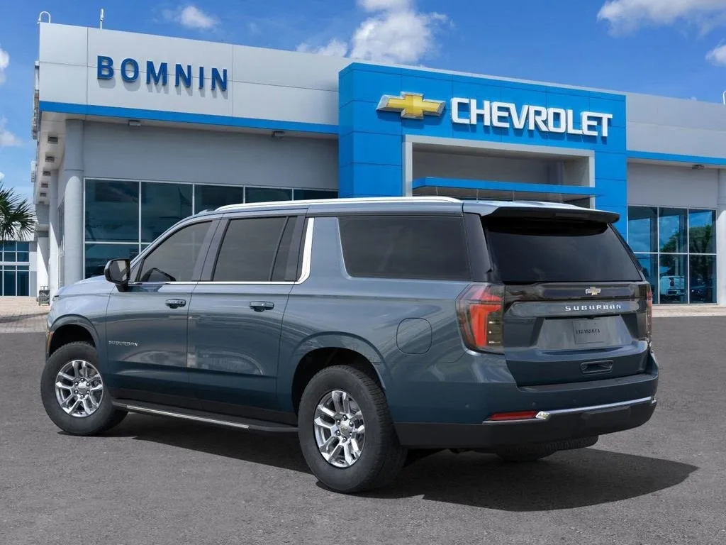 2025 Chevrolet Suburban LS photo 3