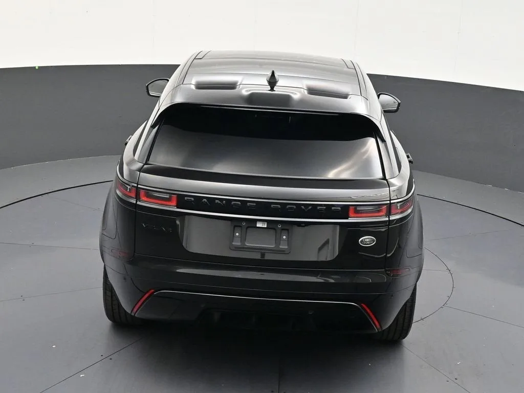 2022 Land Rover Range Rover Velar R-Dynamic S photo 12