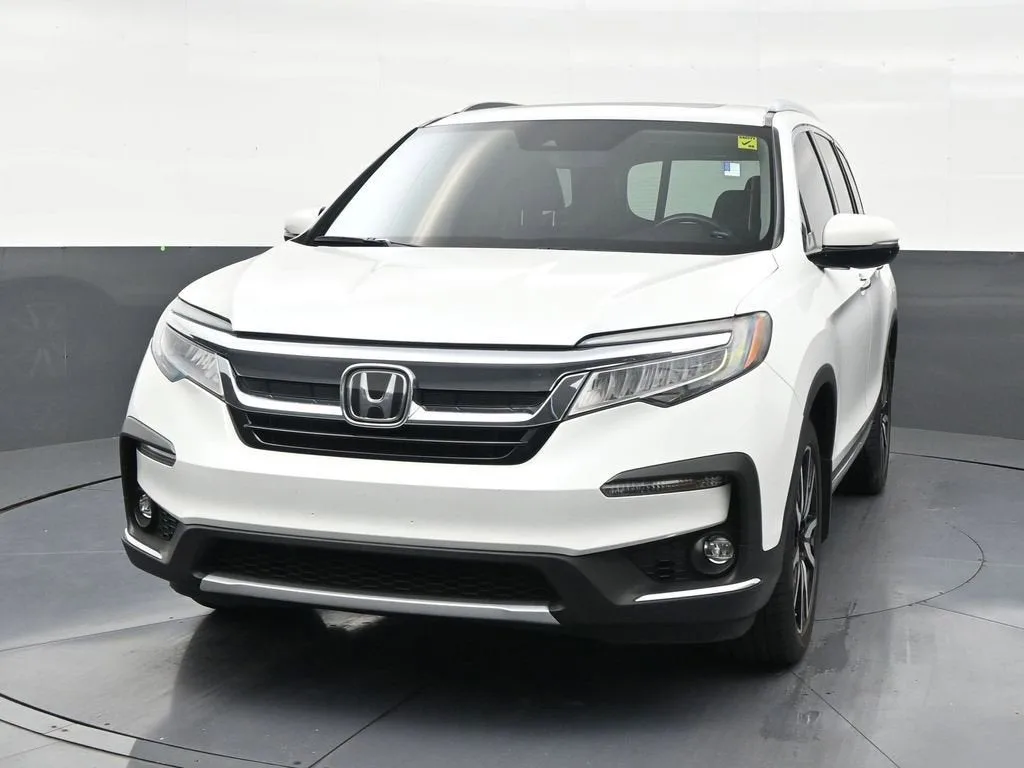 2022 Honda Pilot 2WD Touring 7 Passenger photo 8