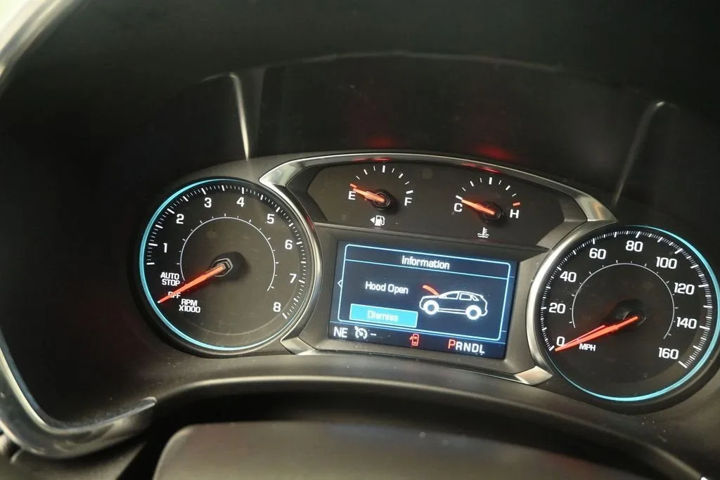 2024 Chevrolet Equinox LS photo 12