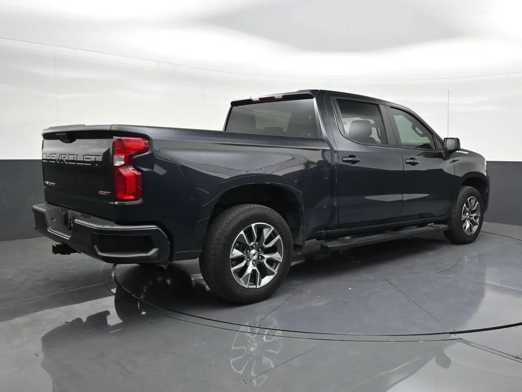 2024 Chevrolet Silverado 1500 RST photo 5
