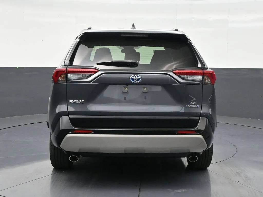 2023 Toyota RAV4 Hybrid SE photo 4