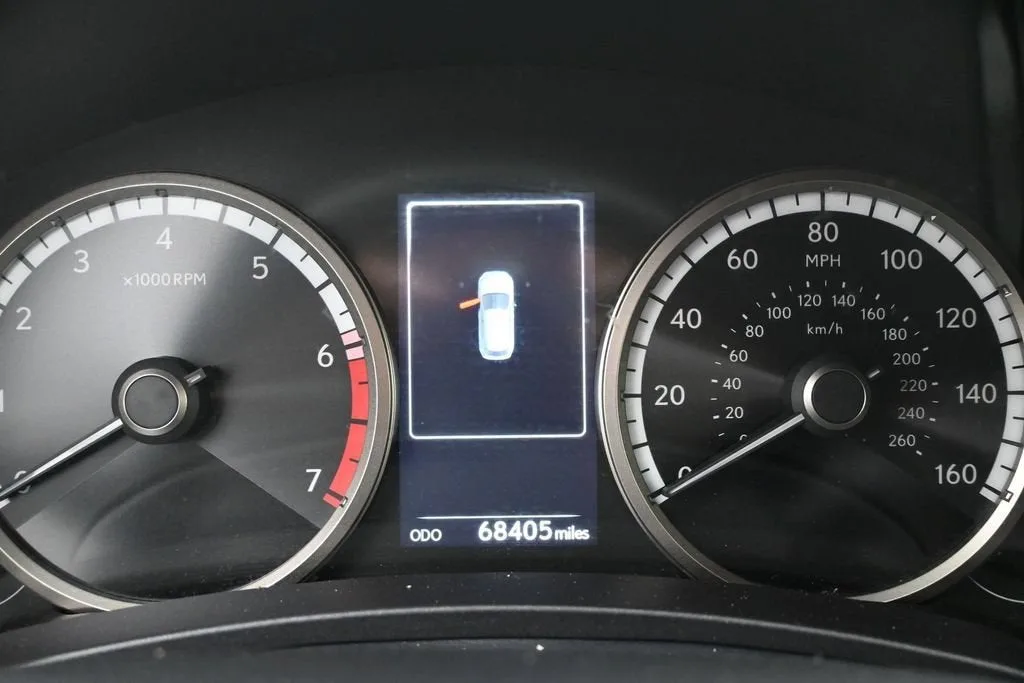 2021 Lexus NX 300 F SPORT photo 10