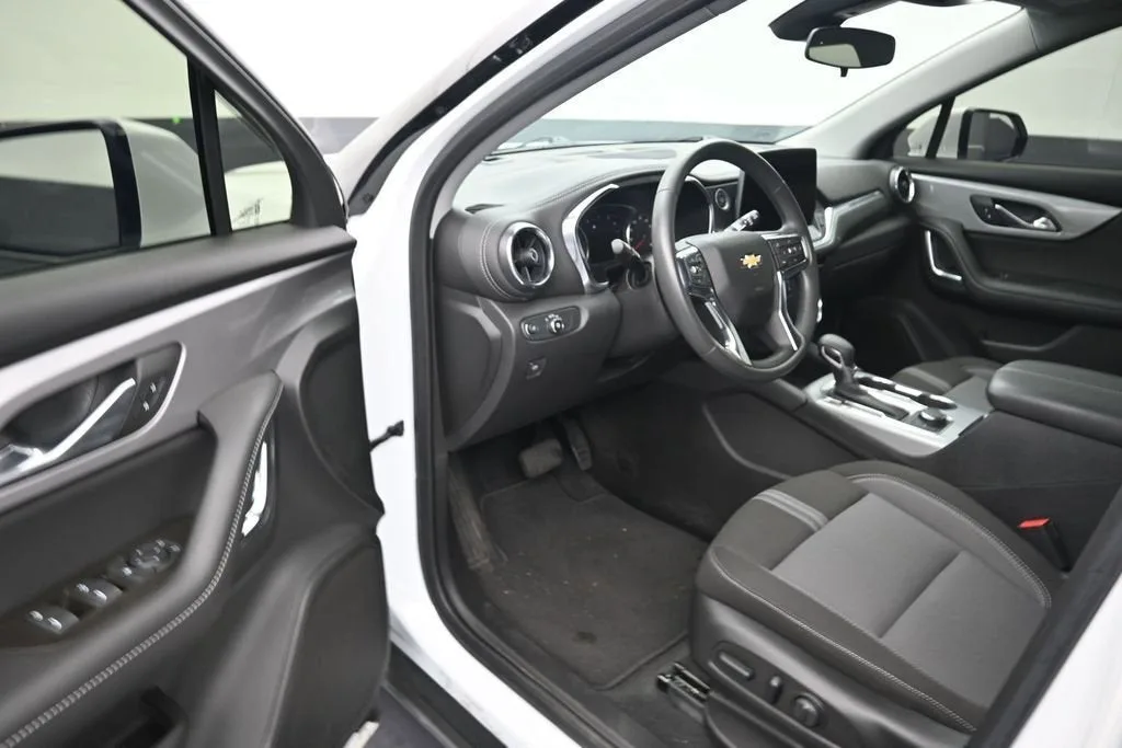 2023 Chevrolet Blazer 2LT photo 10
