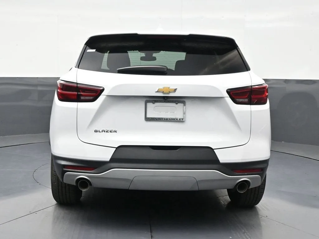 2023 Chevrolet Blazer 2LT photo 4