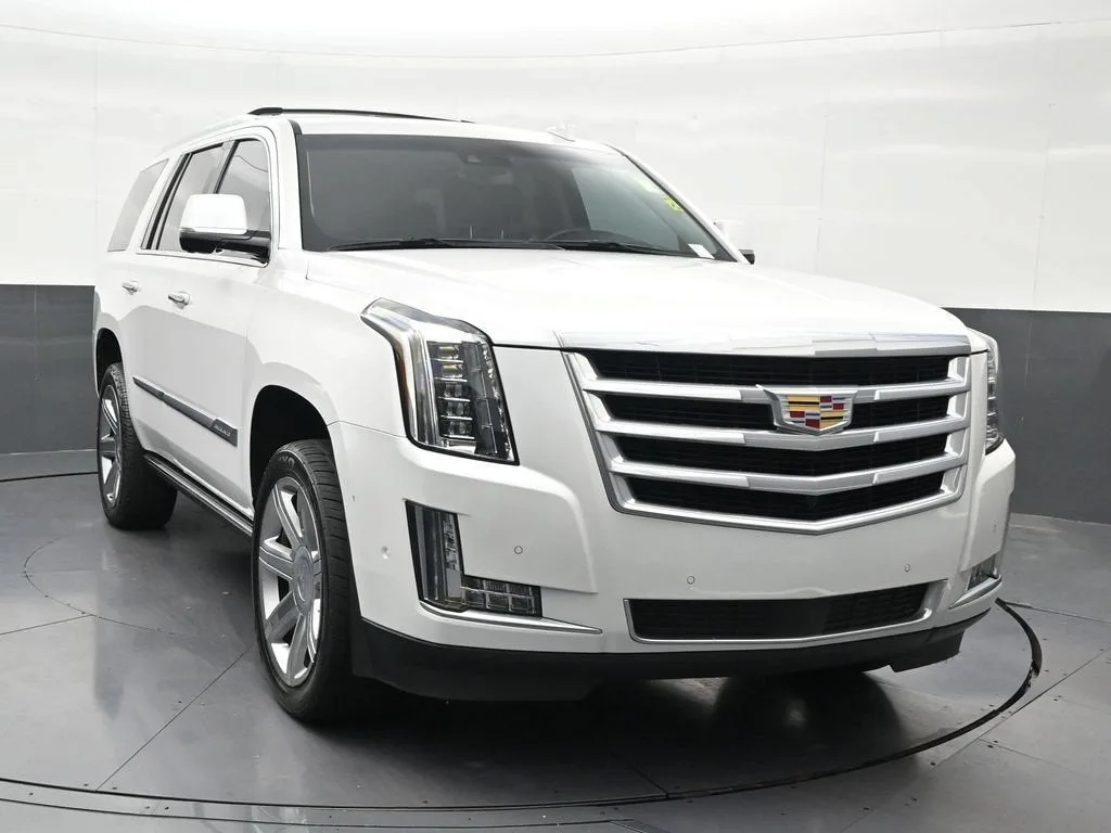 2019 Cadillac Escalade Premium Luxury photo 8