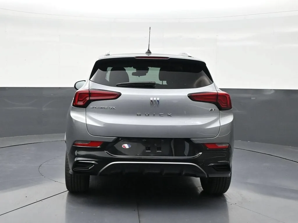 2024 Buick Encore GX Sport Touring photo 4