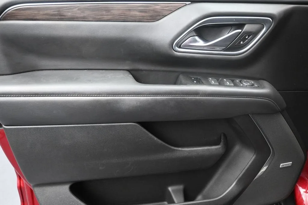 2022 Chevrolet Tahoe LT photo 11