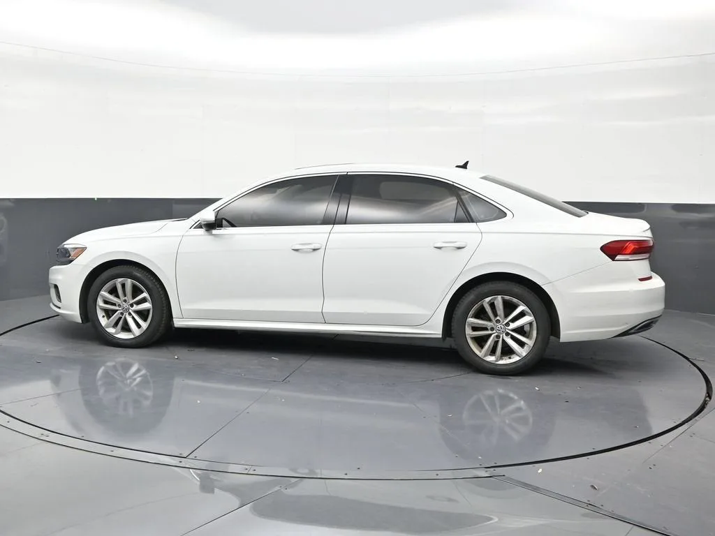 2020 Volkswagen Passat 2.0T SE photo 2
