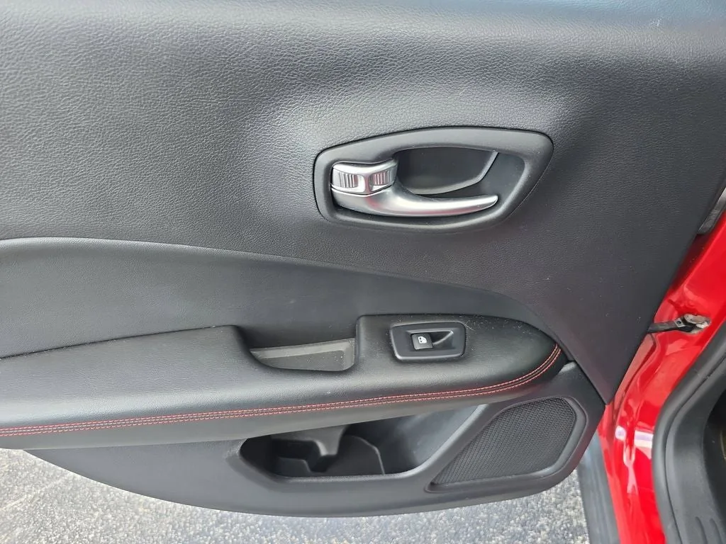 2021 Jeep Compass Trailhawk photo 12