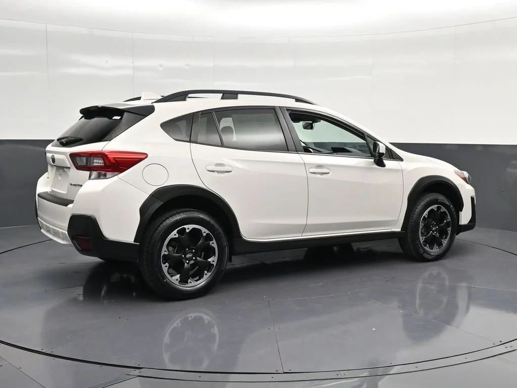 2023 Subaru Crosstrek Premium photo 3