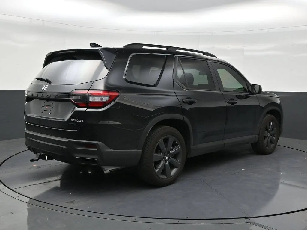 2026 Honda Pilot Sport photo 5