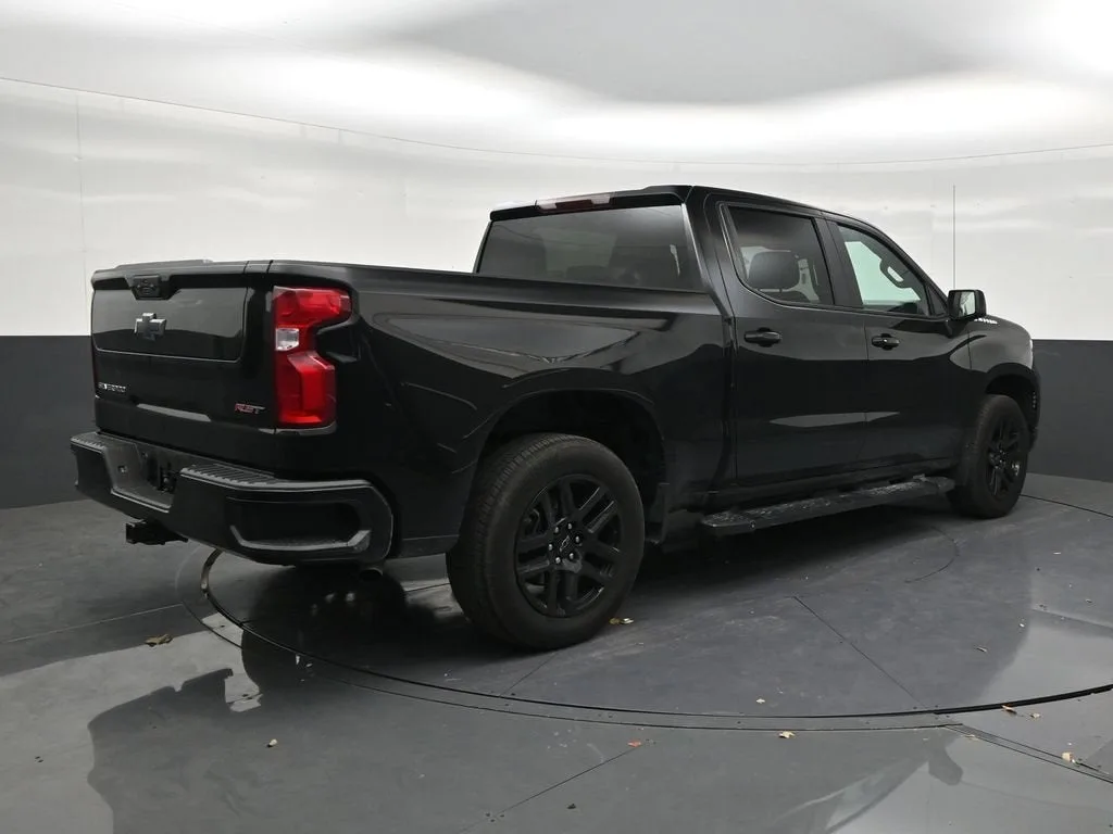 2025 Chevrolet Silverado 1500 RST photo 5