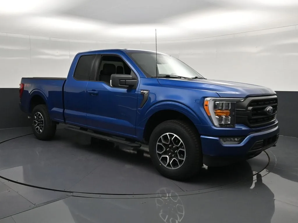 2023 Ford F-150 XLT photo 5