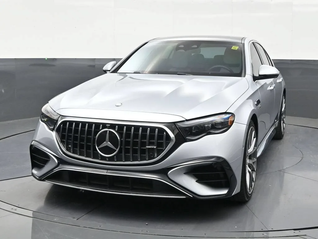 2026 Mercedes-Benz AMG® E 53 E AMG® E 53 E photo 8