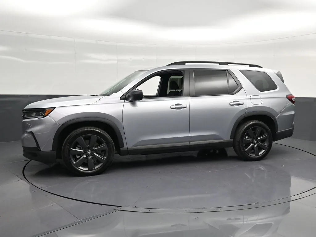 2025 Honda Pilot Sport photo 7