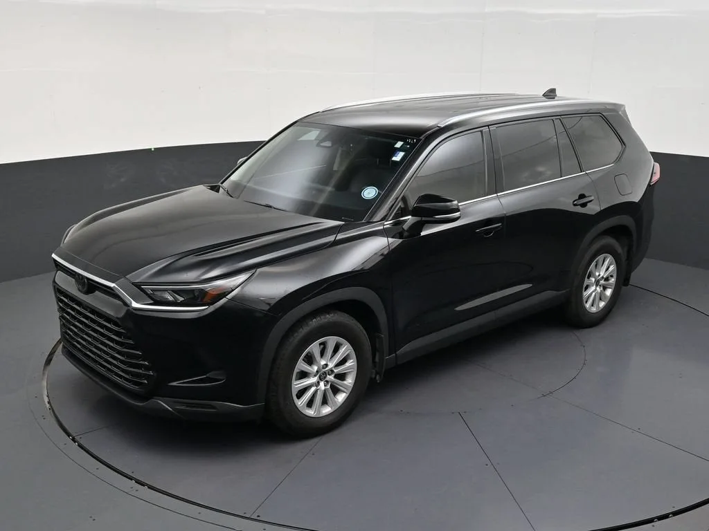 2024 Toyota Grand Highlander XLE photo 12